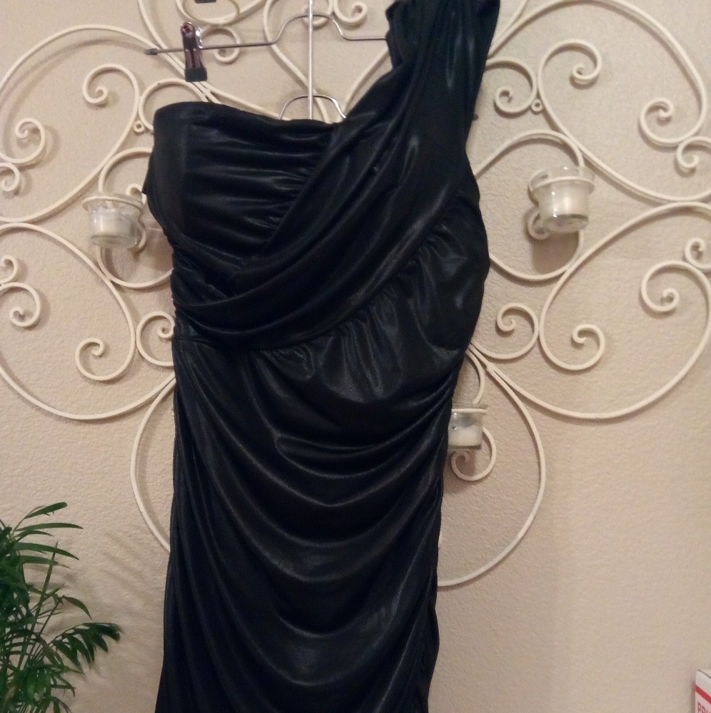 Bebe Metallic Black Slimming One Shoulder Dress